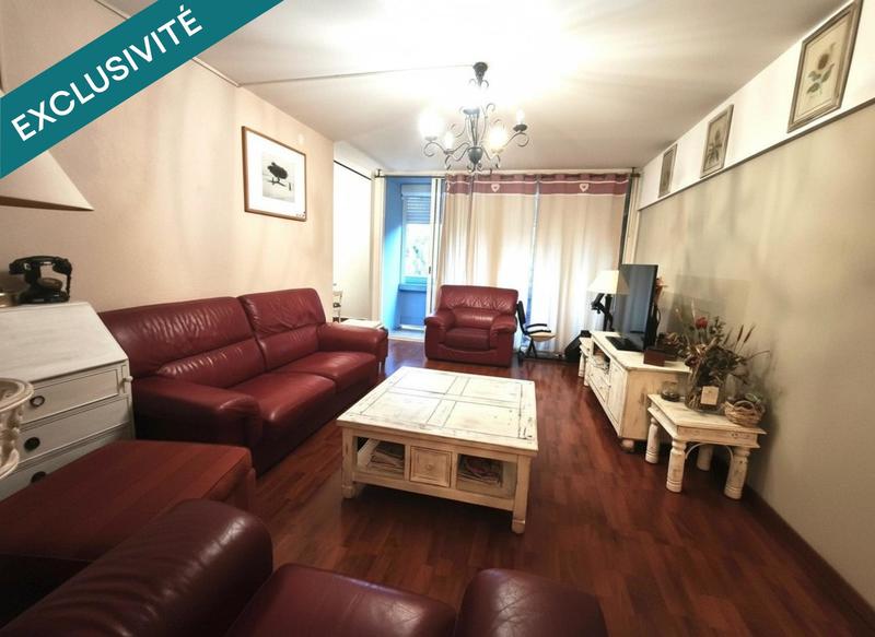 Appartement - 85 m² - 5 pièces