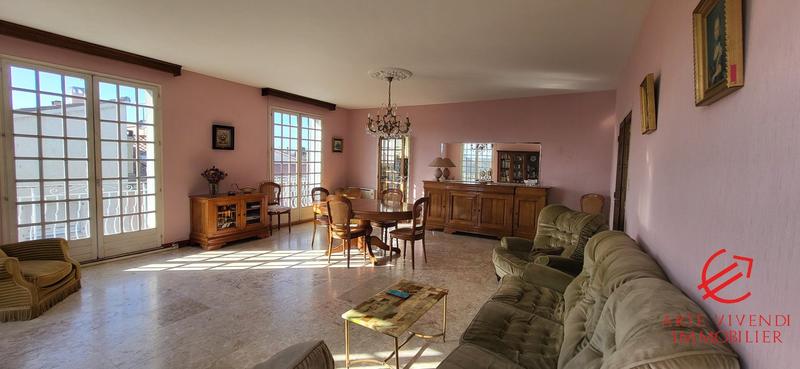 Maison - 168 m² - 6 pièces