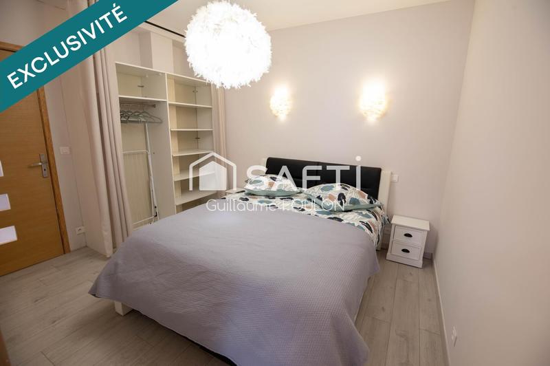 Appartement - 93 m² - 5 pièces