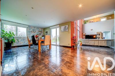 Maison - 264 m² - 6 pièces