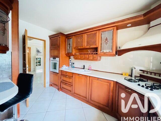 Maison - 105 m² - 4 pièces