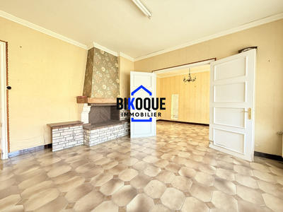 Maison - 87 m² - 5 pièces