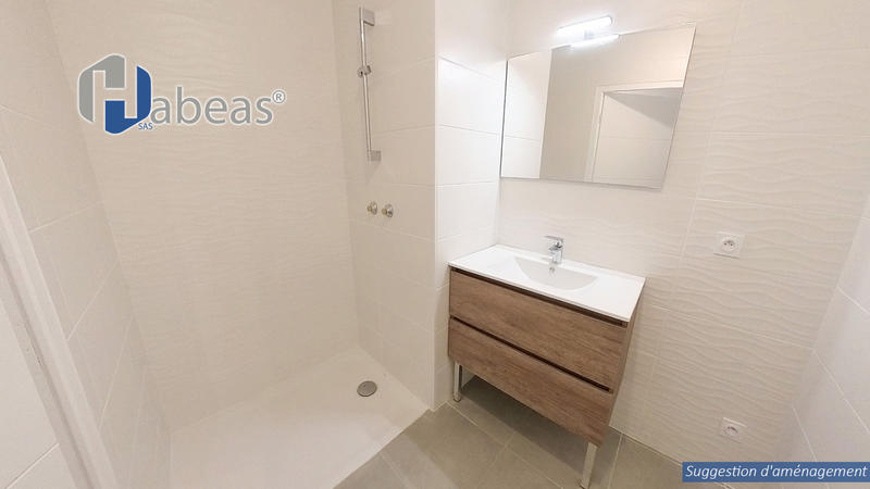 Appartement - 83 m² - 4 pièces