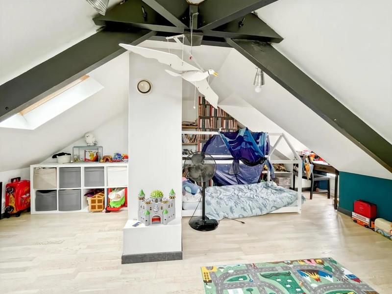 Maison - 141 m² - 6 pièces