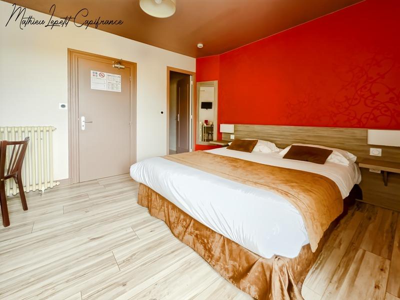 Maison en pierre - 550 m² - 14 pièces