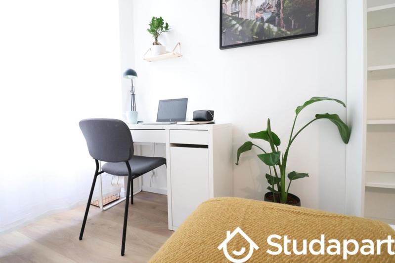 Chambre - 10 m² - 1 pièce