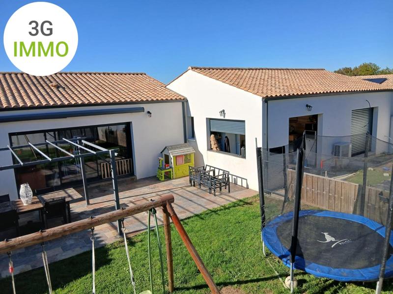 Maison contemporaine - 151 m² - 6 pièces