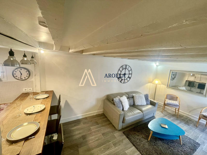 Appartement - 80 m² - 4 pièces