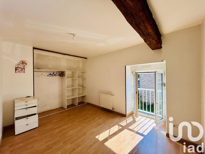 Maison - 240 m² - 6 pièces