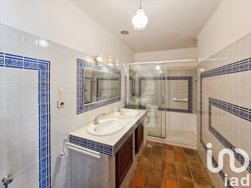 Maison de village - 320 m² - 9 pièces