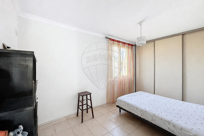 Maison - 99 m² - 5 pièces