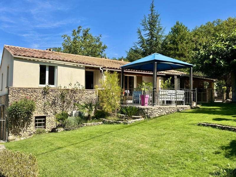 Villa - 148 m² - 6 pièces