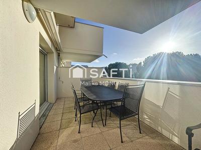 Appartement - 90 m² - 4 pièces