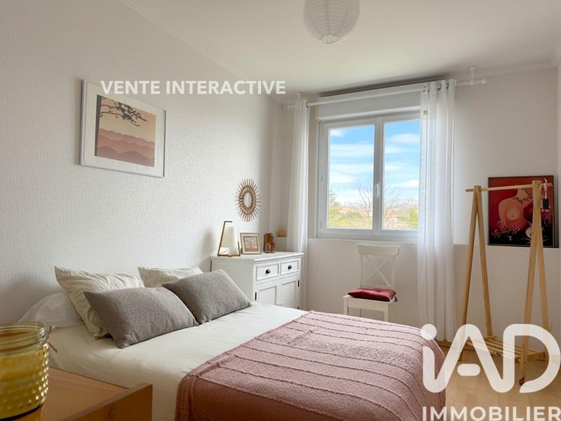 Appartement - 75 m² - 3 pièces