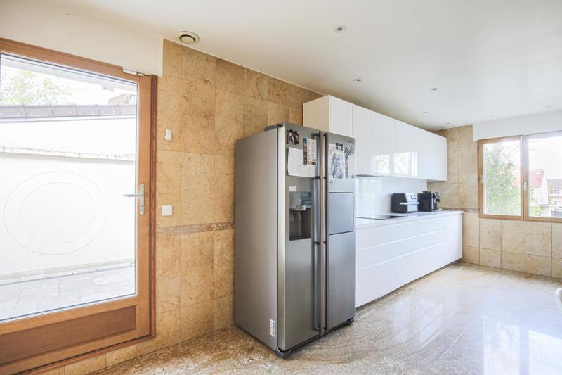 Villa - 192 m² - 6 pièces