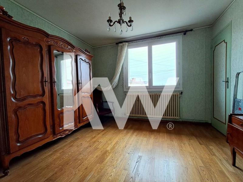 Maison - 98 m² - 5 pièces