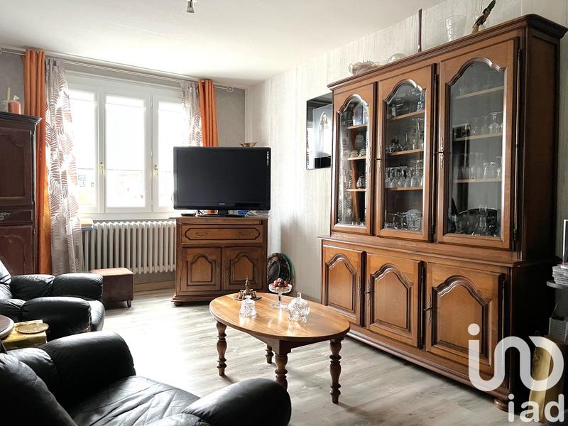 Maison - 90 m² - 5 pièces