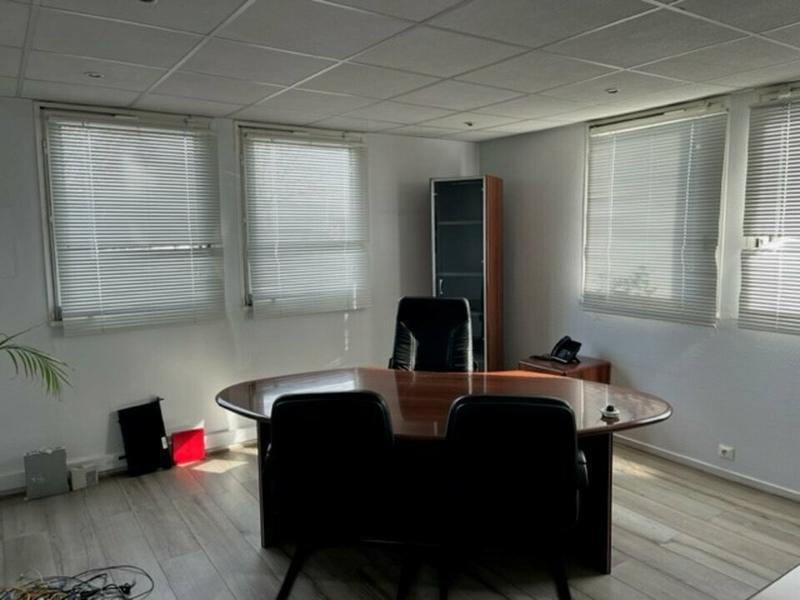 Local d'activité / Entrepôt - 800 m²