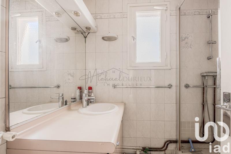 Appartement - 90 m² - 5 pièces