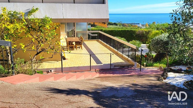 Appartement - 95 m² - 4 pièces