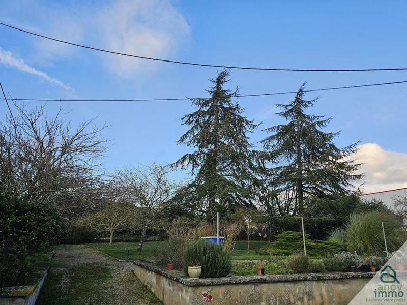 Maison - 422 m² - 12 pièces