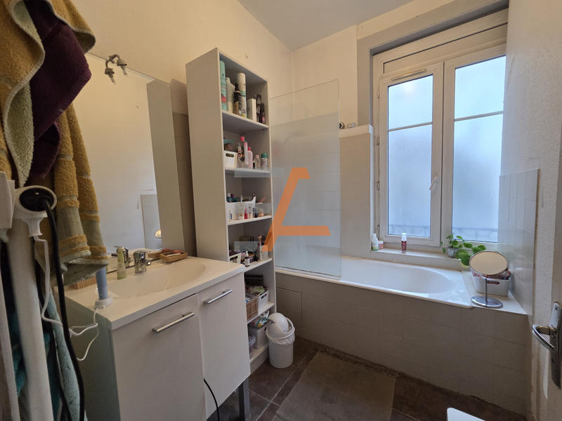 Appartement - 86 m² - 4 pièces