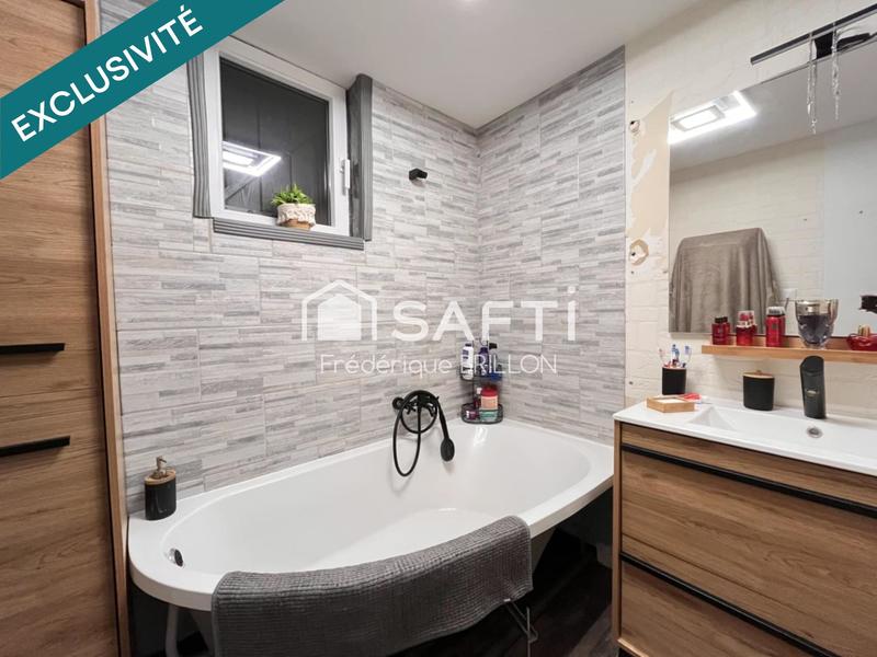 Maison - 95 m² - 6 pièces