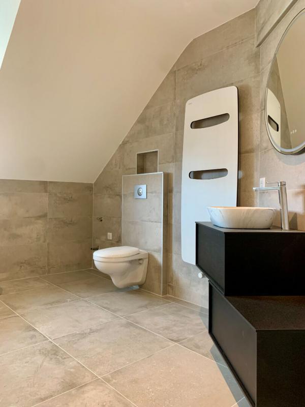 Maison - 217 m² - 8 pièces