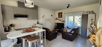 Maison - 98 m² - 8 pièces