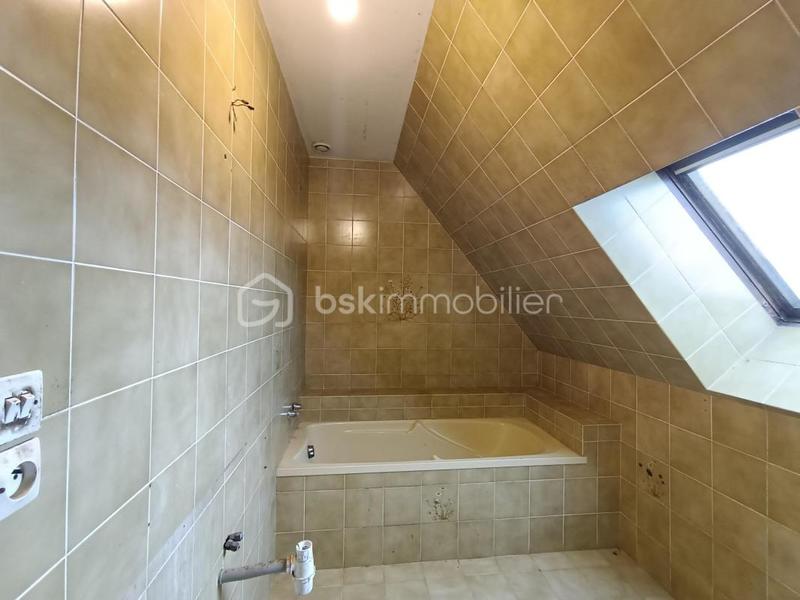 Maison en pierre - 137 m² - 6 pièces