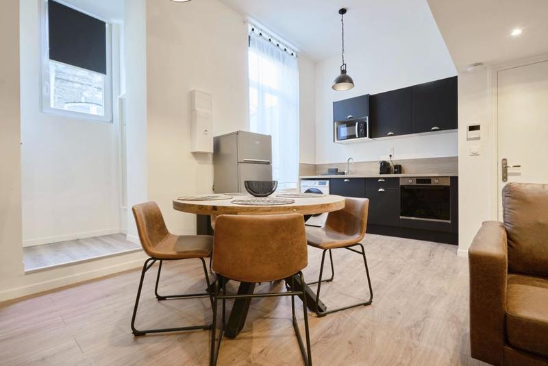 Studio - 27 m² - 2 pièces