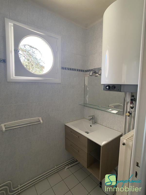 Appartement - 60 m² - 2 pièces