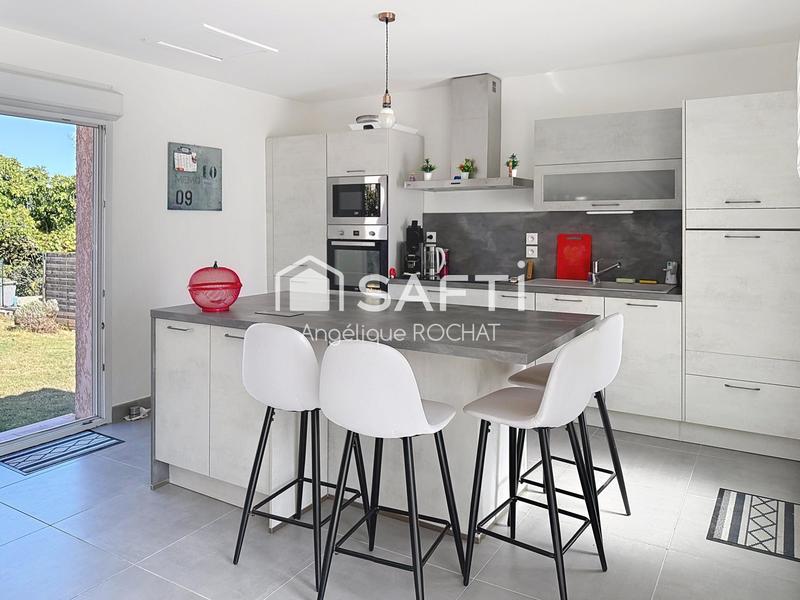 Maison - 94 m² - 3 pièces