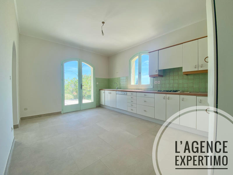 Maison - 181 m² - 5 pièces