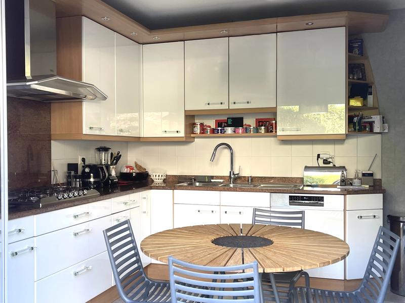 Maison - 190 m² - 6 pièces