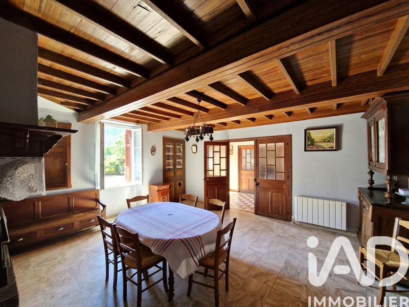 Ferme - 240 m² - 8 pièces