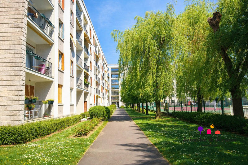 Appartement - 83 m² - 4 pièces