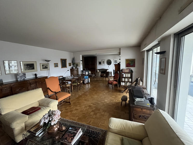 Appartement - 125 m² - 5 pièces