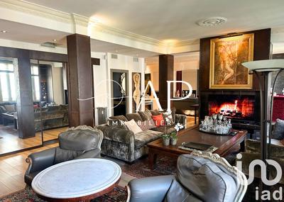 Appartement - 161 m² - 5 pièces