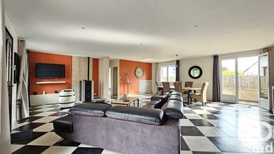 Maison - 138 m² - 4 pièces