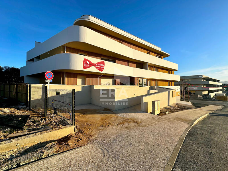 Appartement - 79 m² - 3 pièces