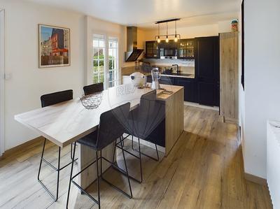 Maison - 120 m² - 6 pièces