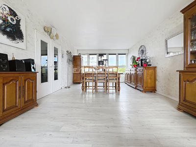 Appartement - 84 m² - 4 pièces