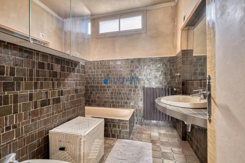 Maison ancienne - 93 m² - 6 pièces