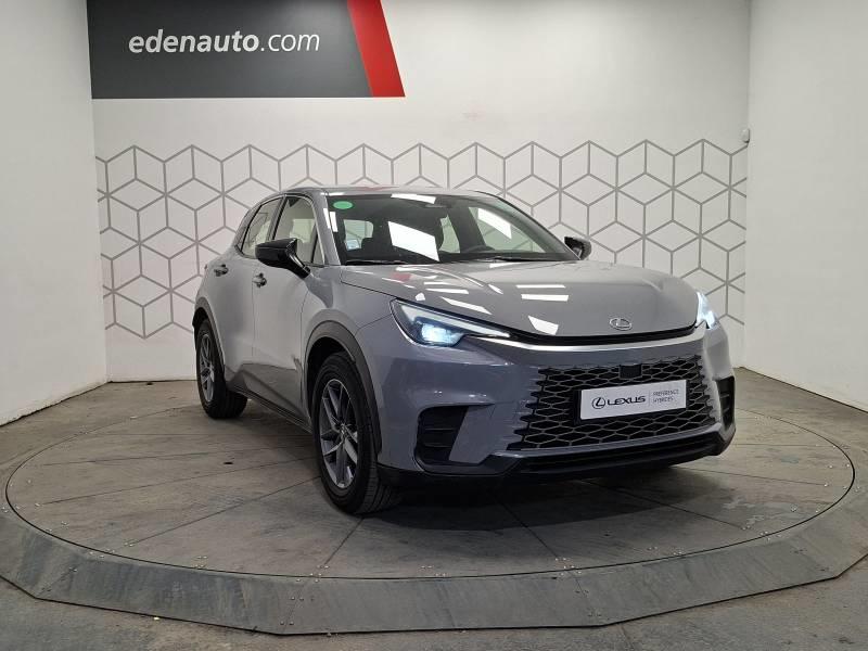 Lexus Lbx 2wd Business