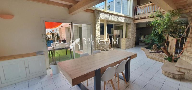 Maison - 155 m² - 4 pièces
