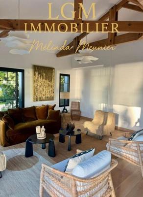 Villa - 189 m² - 6 pièces