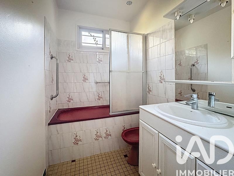 Maison - 93 m² - 5 pièces