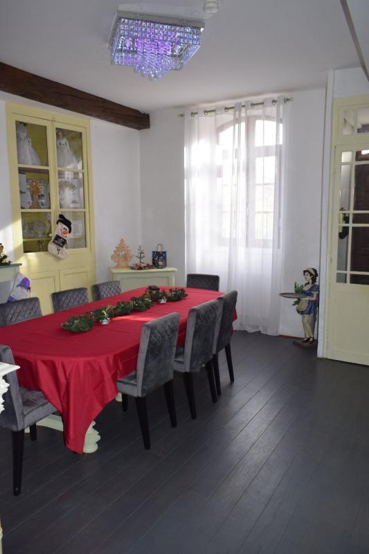 Maison - 121 m² - 9 pièces