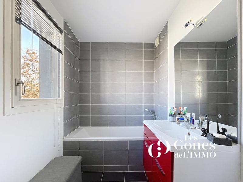 Maison de ville - 105 m² - 5 pièces